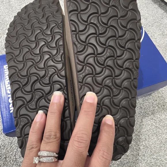 Birkenstock Brown ARIZONA: NWT - Picture 4 of 9